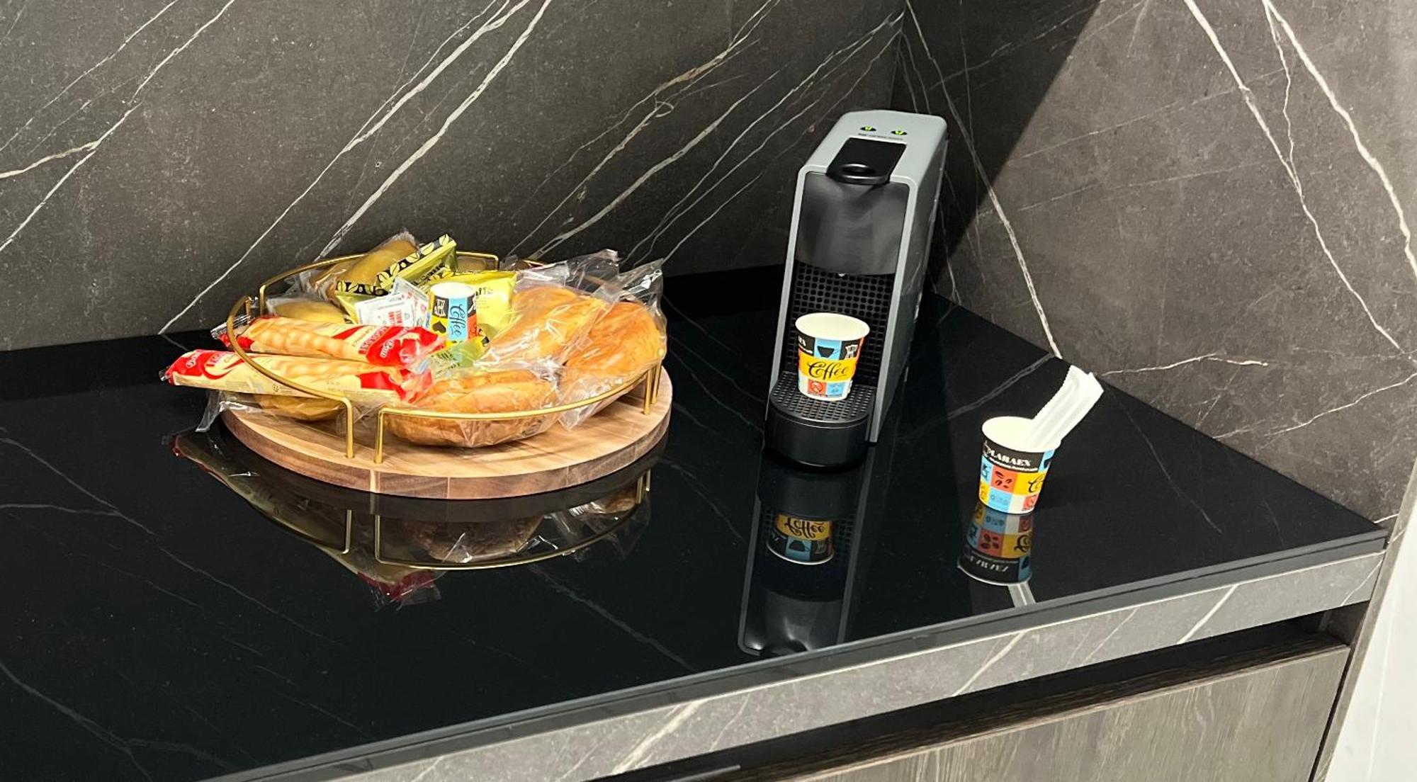 Lagi Suites Napoli Bagian luar foto